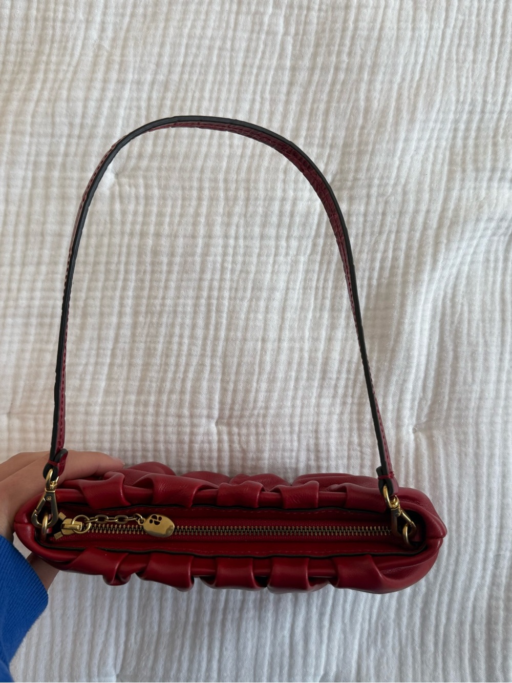 NWOT STAUD Bean Bag in Scarlett - Picture 4 of 4